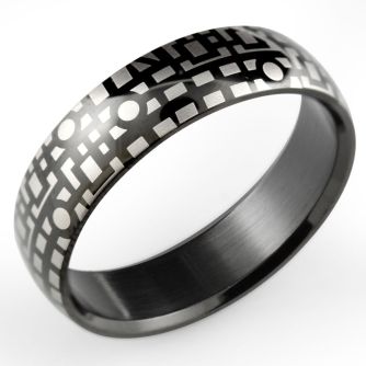 srb54 black anodized plated steel ring with geometric pattern