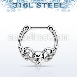 sepy16 high polished 316l steel septum clicker w a skull design