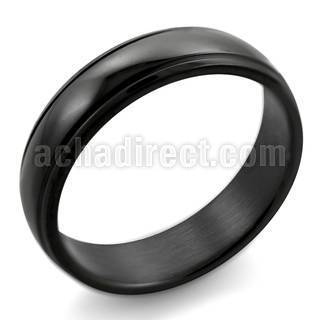 srb19 black anodized stainless steel ring with lined edges