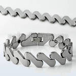 ub143 matte tungsten bracelet with diagonal zig zag links